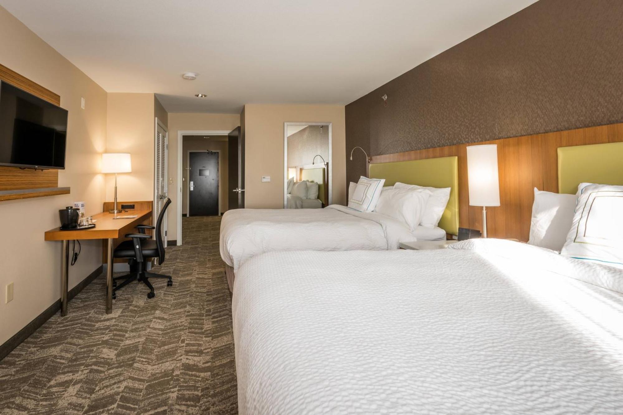 Springhill Suites By Marriott Denton Exterior photo
