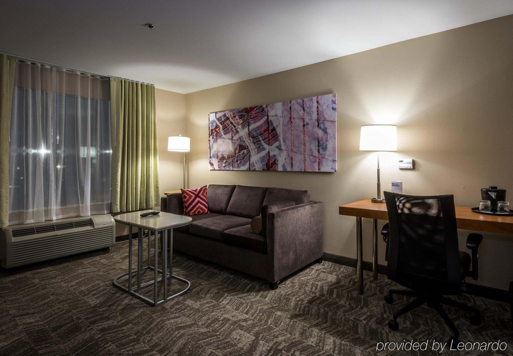 Springhill Suites By Marriott Denton Exterior photo