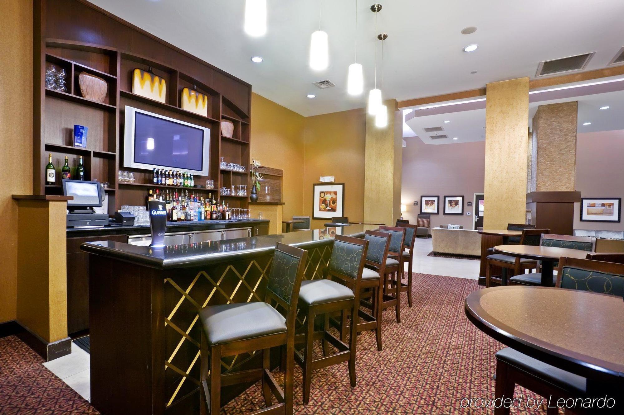 Springhill Suites By Marriott Denton Exterior photo