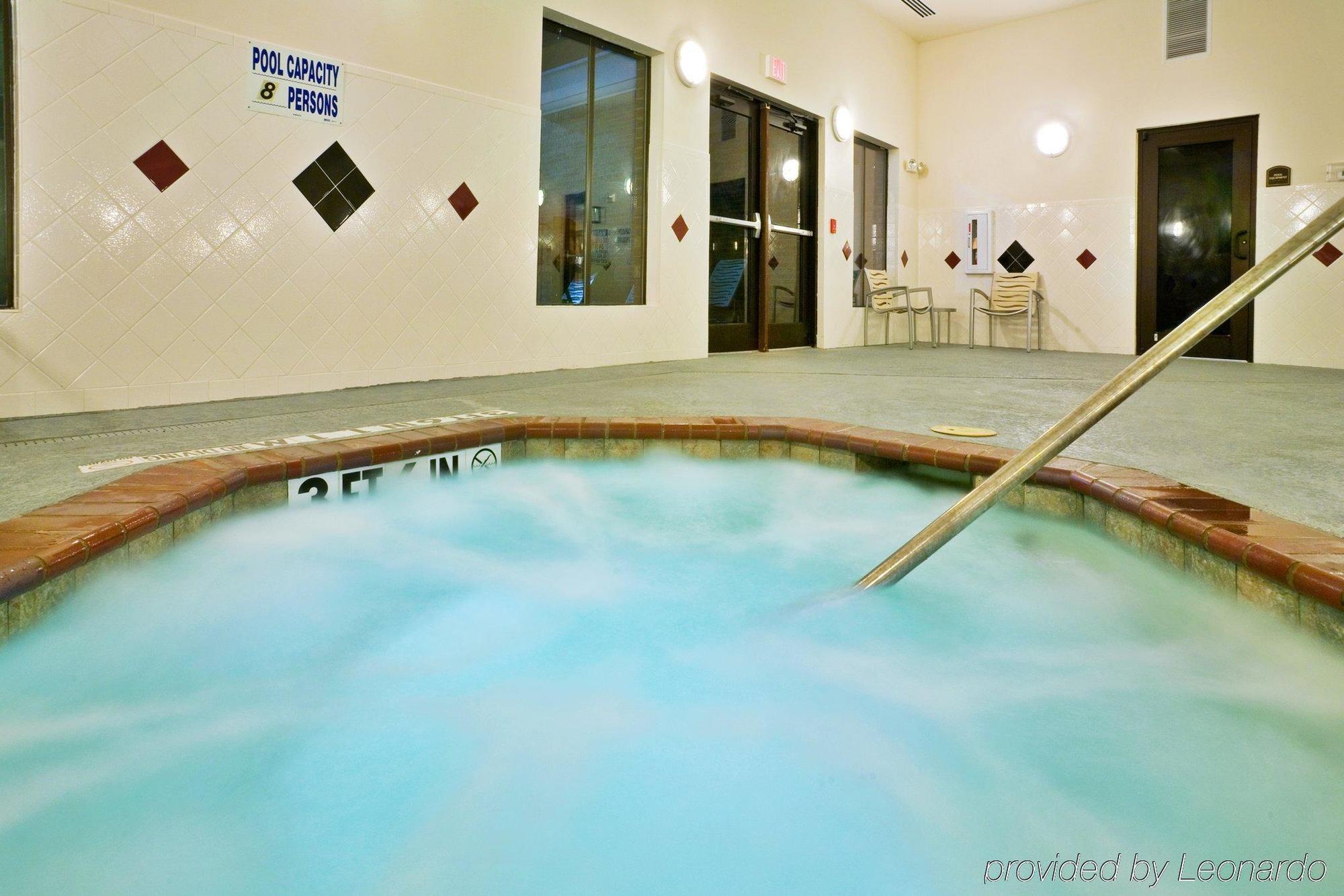 Springhill Suites By Marriott Denton Exterior photo